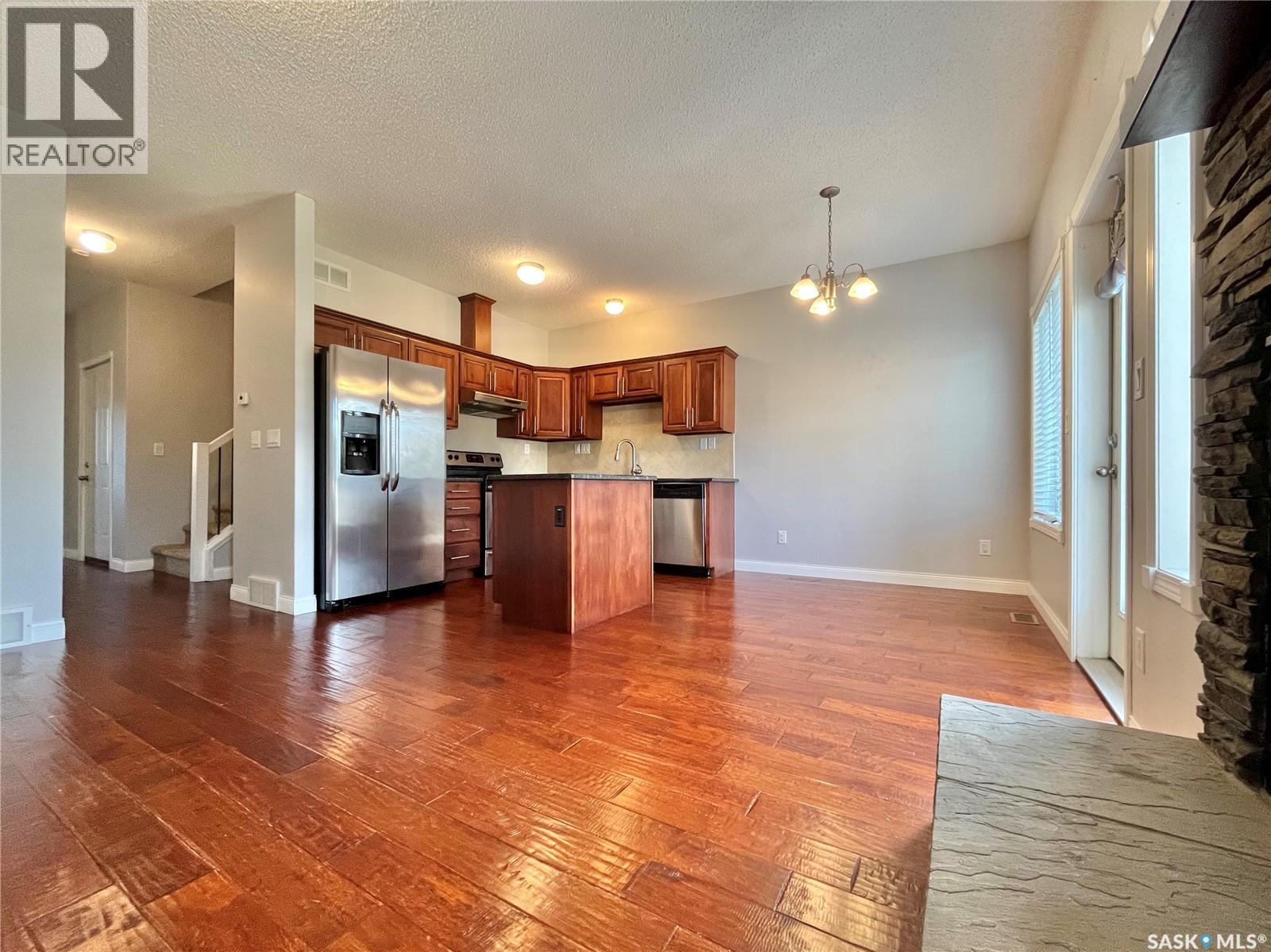 #38 McKenzie LANE - Image 9