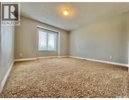 38 Mckenzie Lane, White City, SK S4L0B2 Photo 16