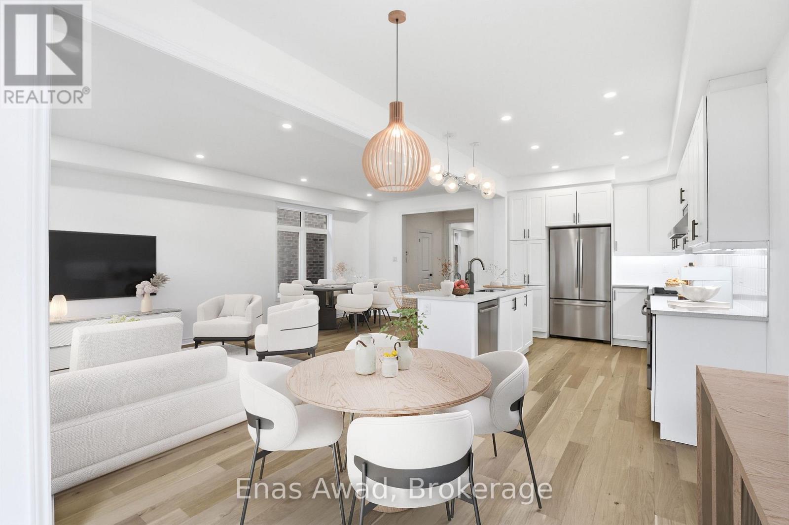 22 Hutchison Road — photo 4