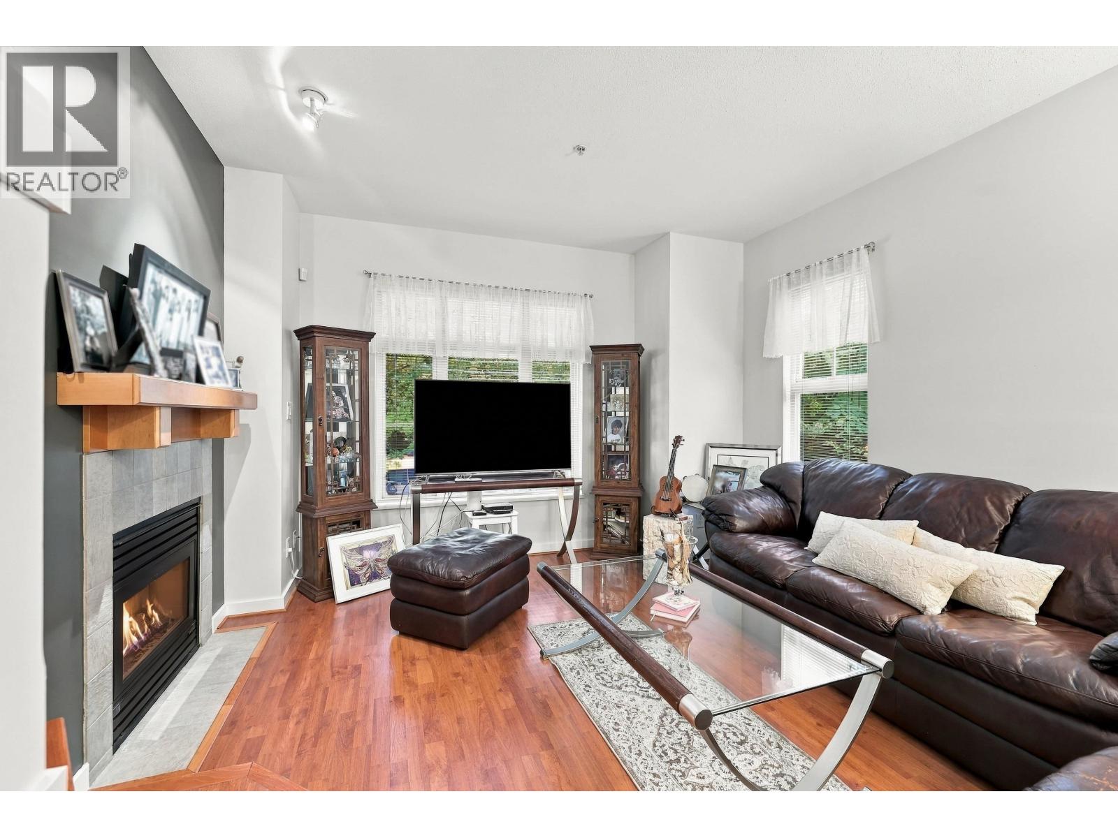 246 600 PARK CRESCENT, New Westminster