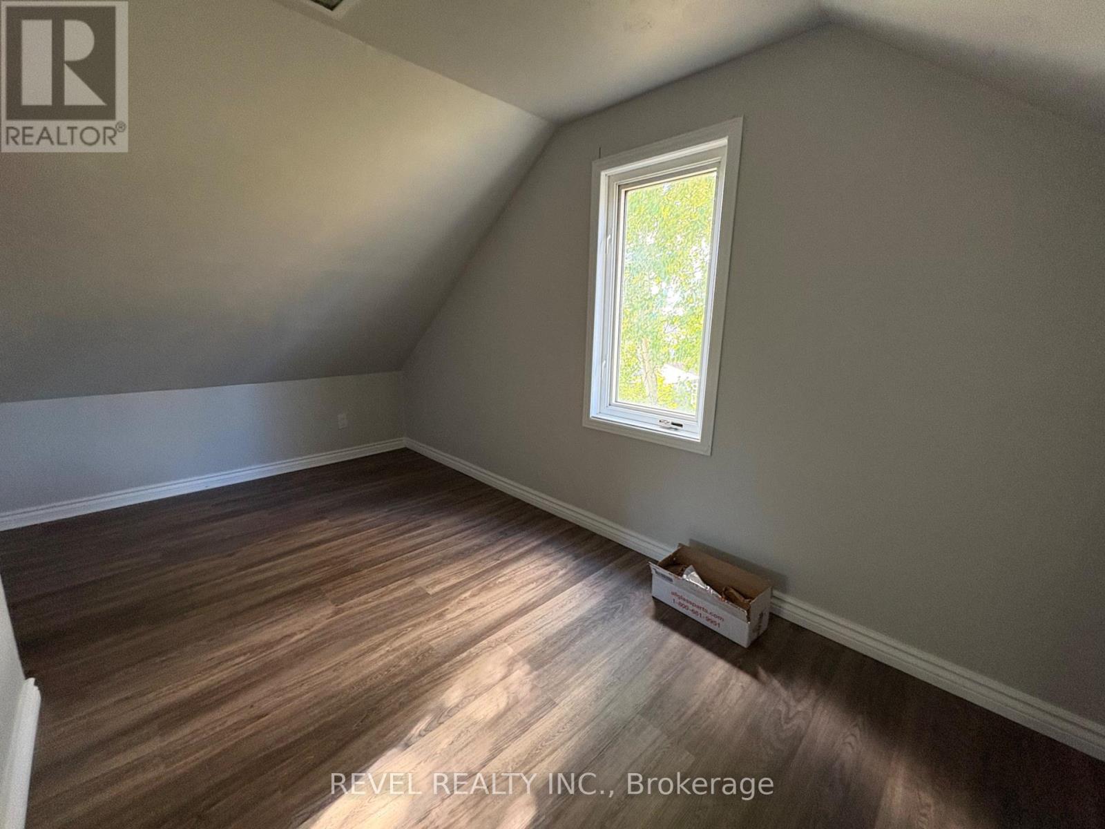 106 FIFTEENTH AVENUE - Image 18