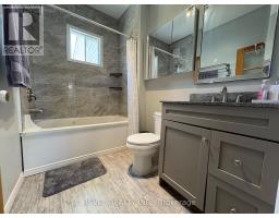 Recreational, Games room - 106 Fifteenth Avenue, Cochrane, ON P0L1C0 Photo 10