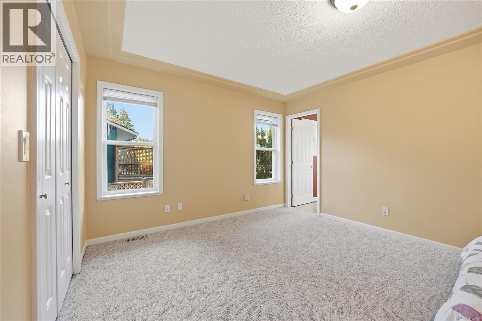 821 Shorewood Dr - 17
