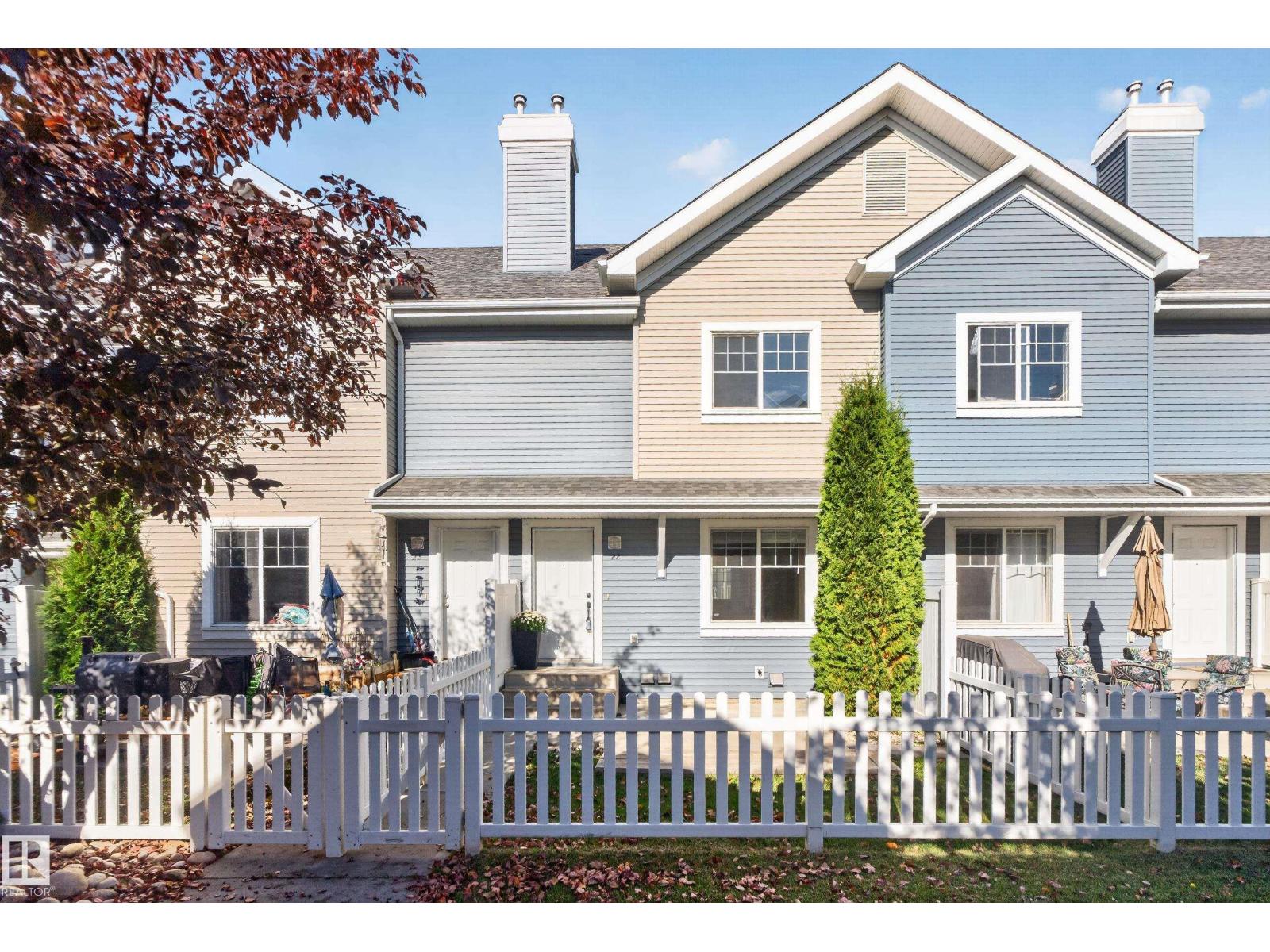 #22 8304 11 AV SW - 1