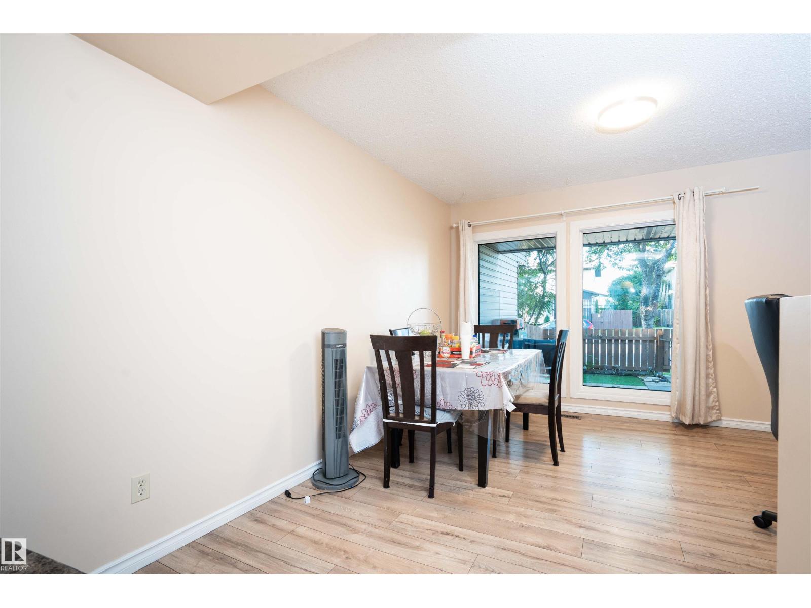#58 2020 105 ST NW - 8