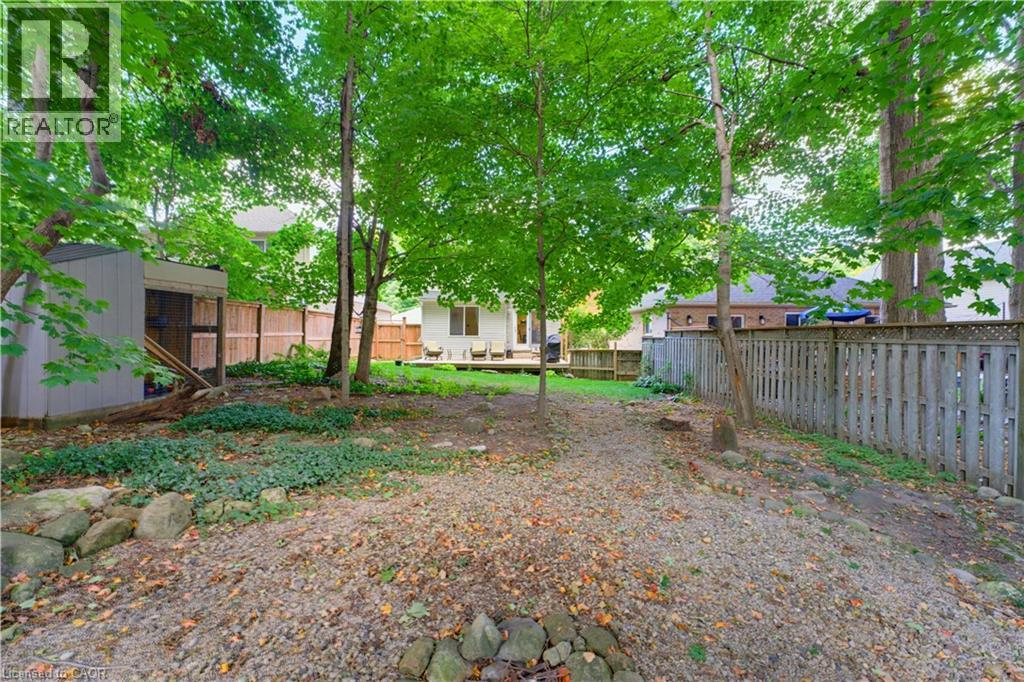 62 Potters Way — photo 32