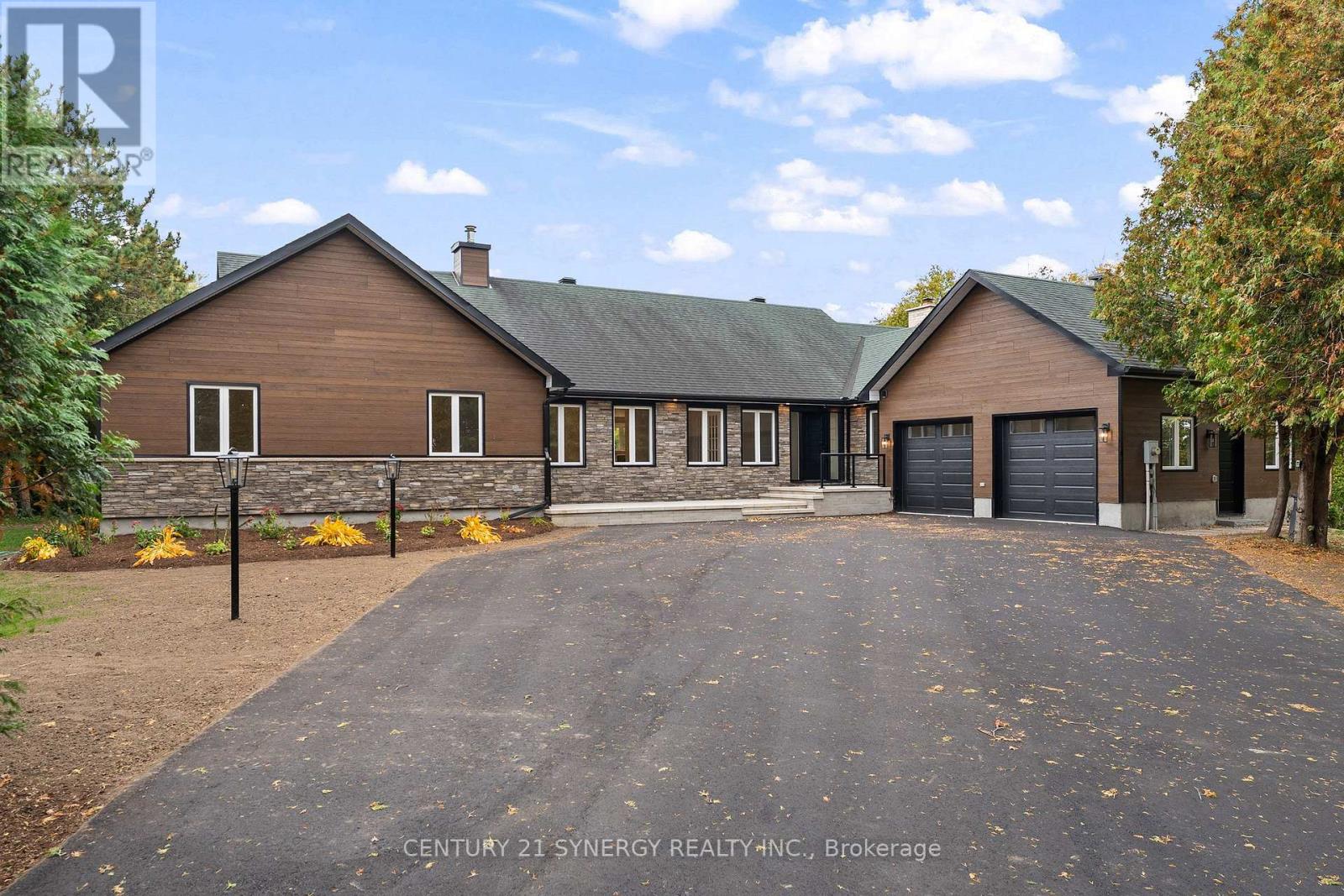 1580 GROVES ROAD - 1