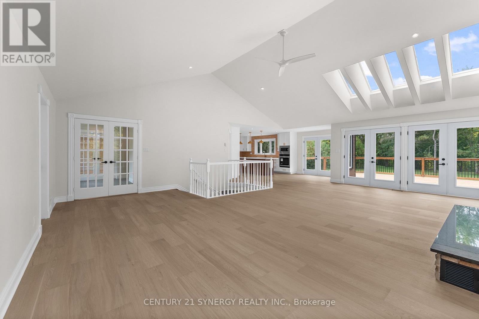 1580 GROVES ROAD - 13
