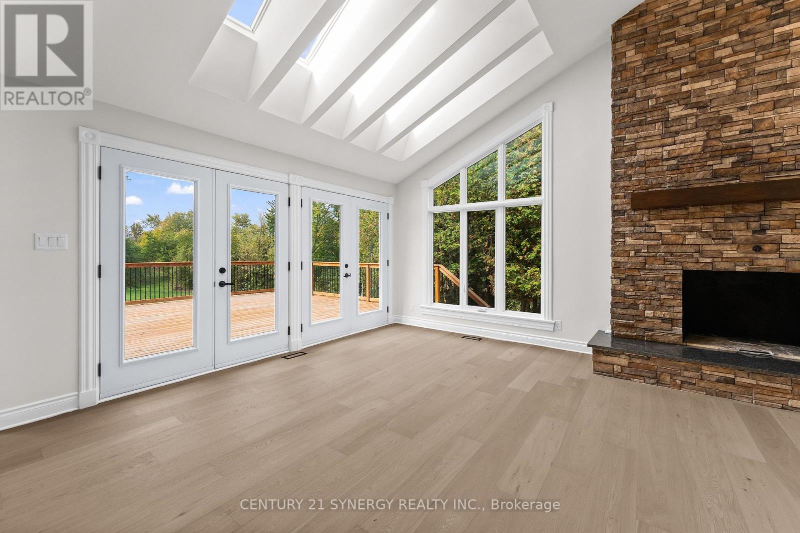 1580 GROVES ROAD - 14