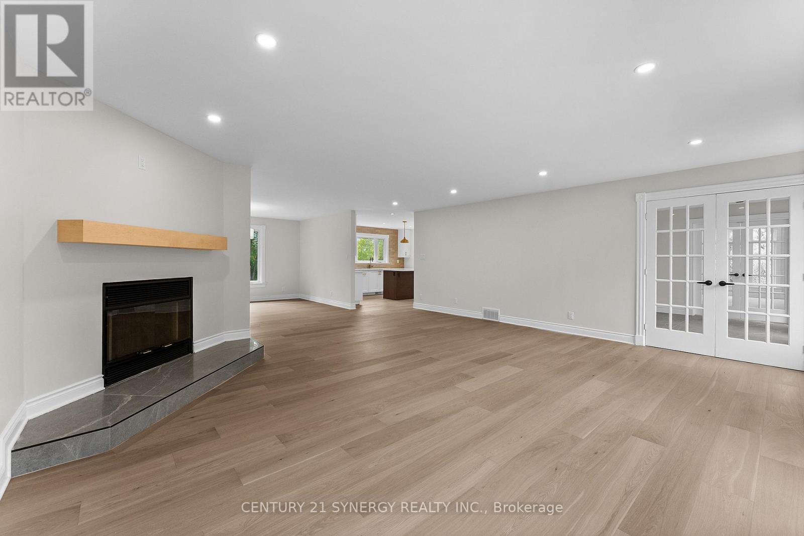 1580 GROVES ROAD - 20
