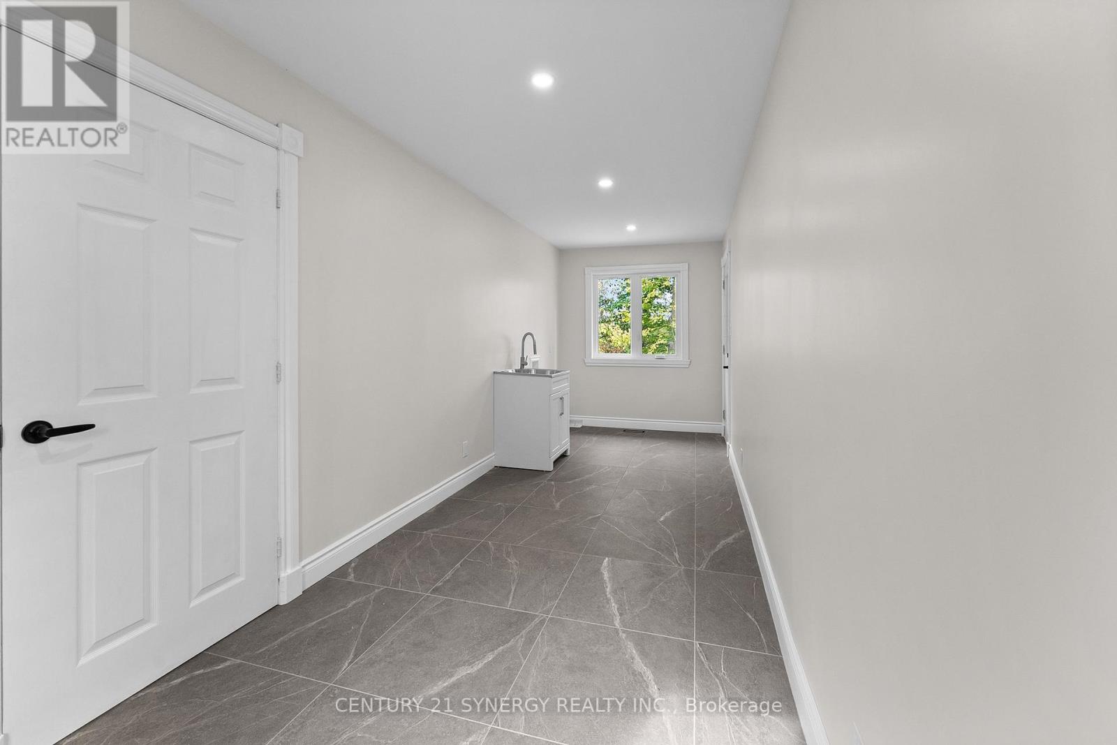 1580 GROVES ROAD - 48