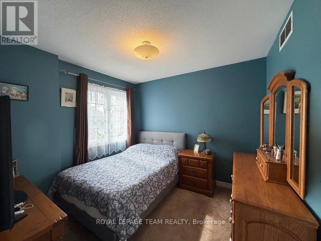 25 REDPATH DRIVE - Image 11