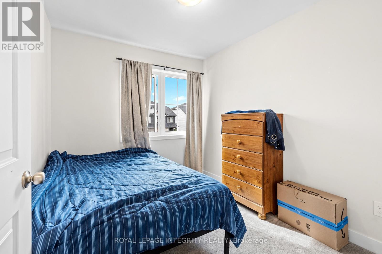 18 MARGARET GRAHAM TERRACE - Image 18