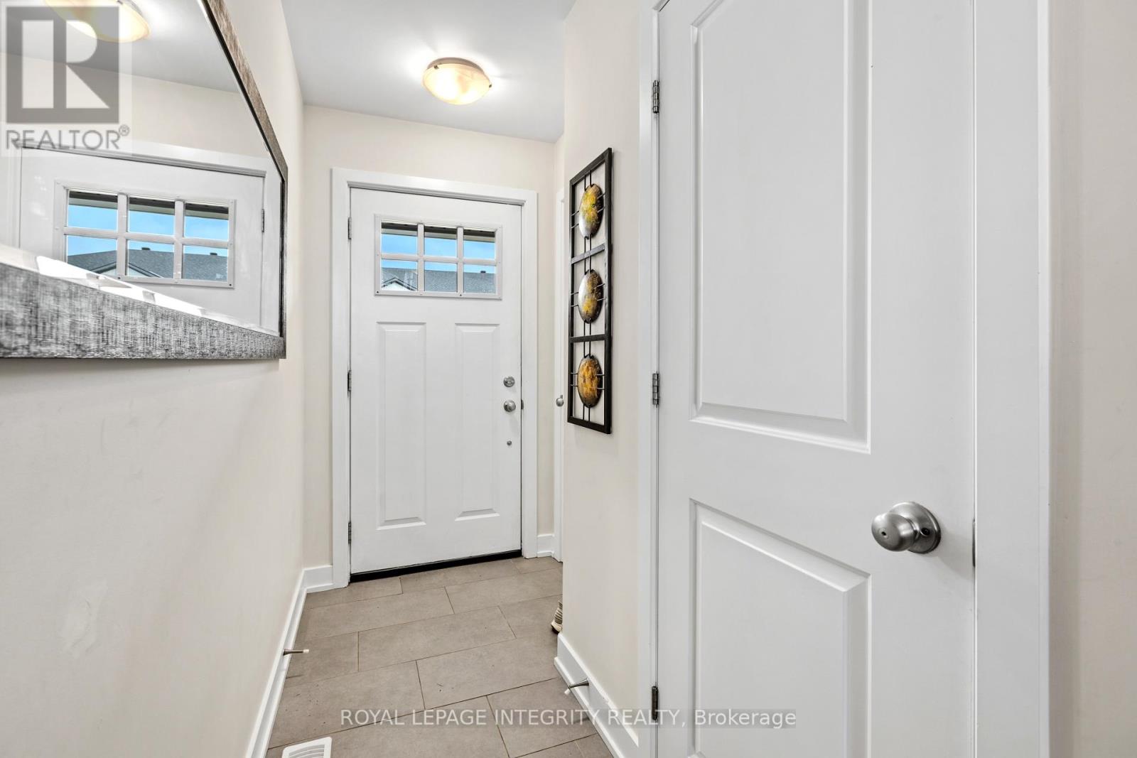 18 MARGARET GRAHAM TERRACE - Image 3
