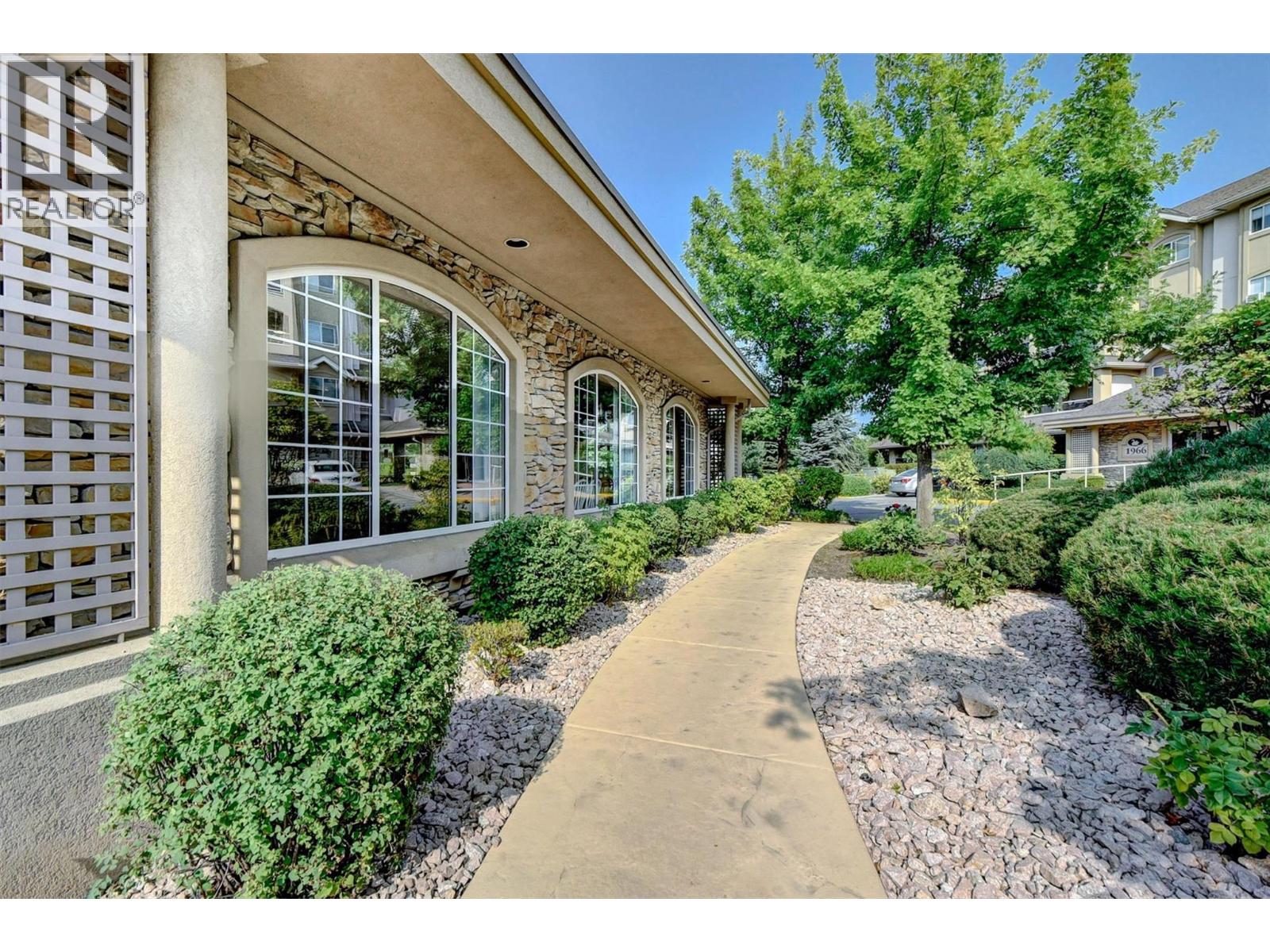 #413 1964 Enterprise Way - 28