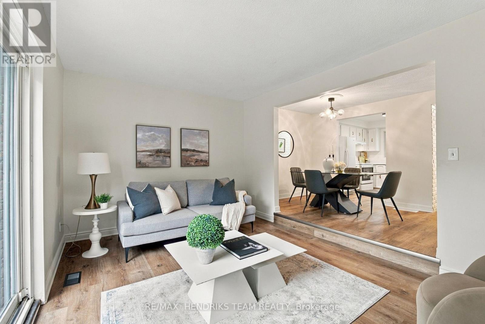 #37 151 LINWELL ROAD - 13