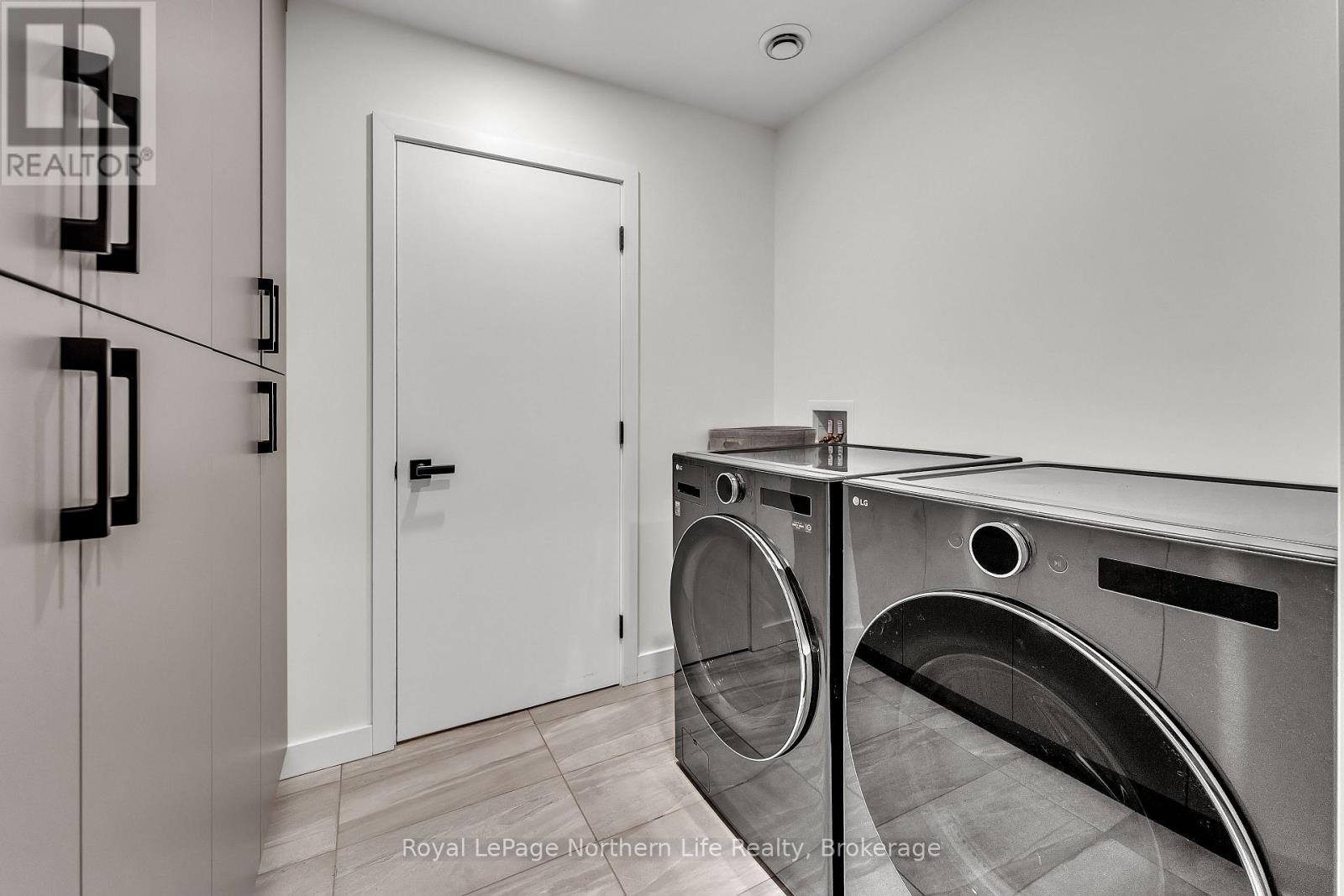 164 SUGARBUSH STREET - 31