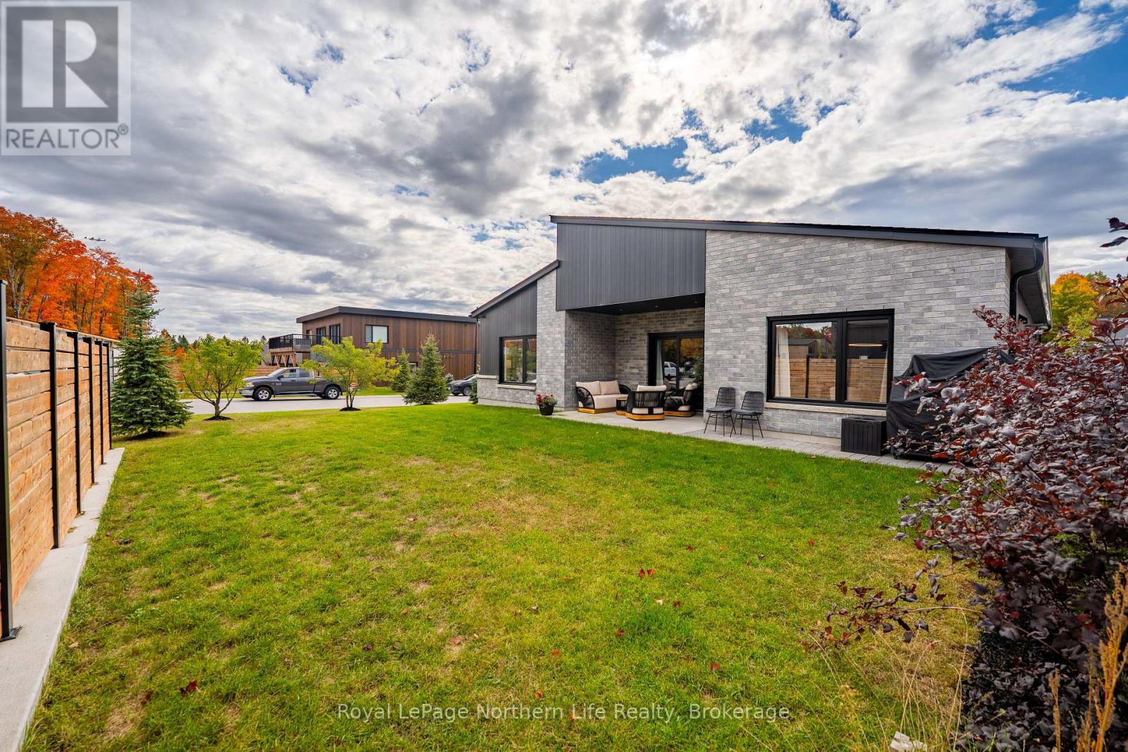164 SUGARBUSH STREET - 34