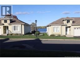 147 Arbour Brook Lane, photo 2