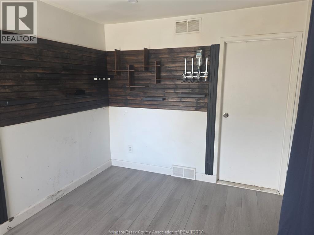 1108 Brock STREET - 16