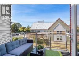 403 785 Tyee Rd, Victoria, BC V9A0G2 Photo 10