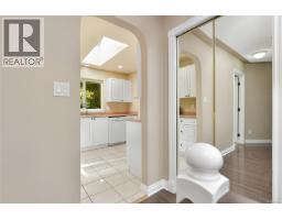 585 Hansen Ave, Langford, BC V9B5V2 Photo 20