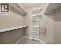 585 Hansen Ave, Langford, BC V9B5V2 Photo 22