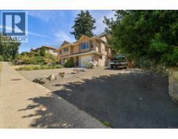 585 Hansen Ave, Langford, BC V9B5V2 Photo 33