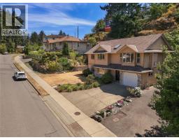 585 Hansen Ave, Langford, BC V9B5V2 Photo 46