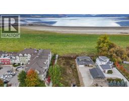 721 Harbourfront Drive, Salmon Arm, BC V1E3L4 Photo 6