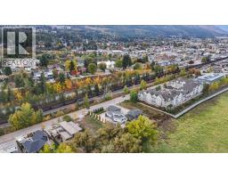 721 Harbourfront Drive, Salmon Arm, BC V1E3L4 Photo 8