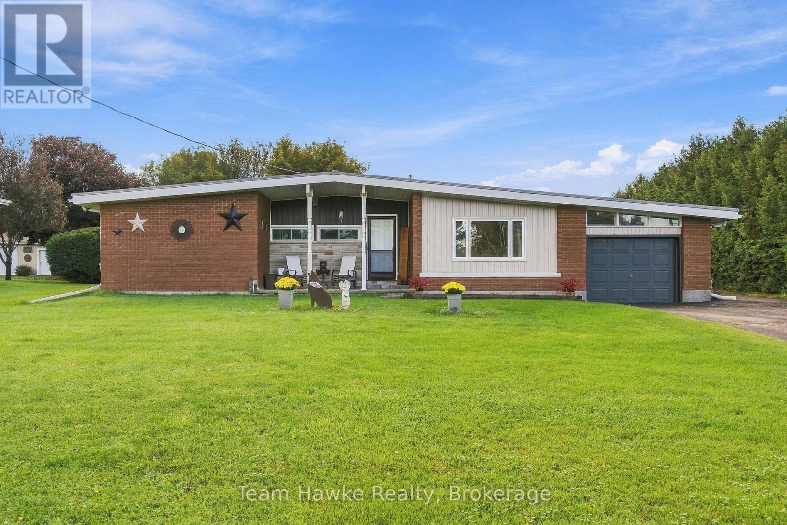 385 LAFONTAINE ROAD W - Image 3