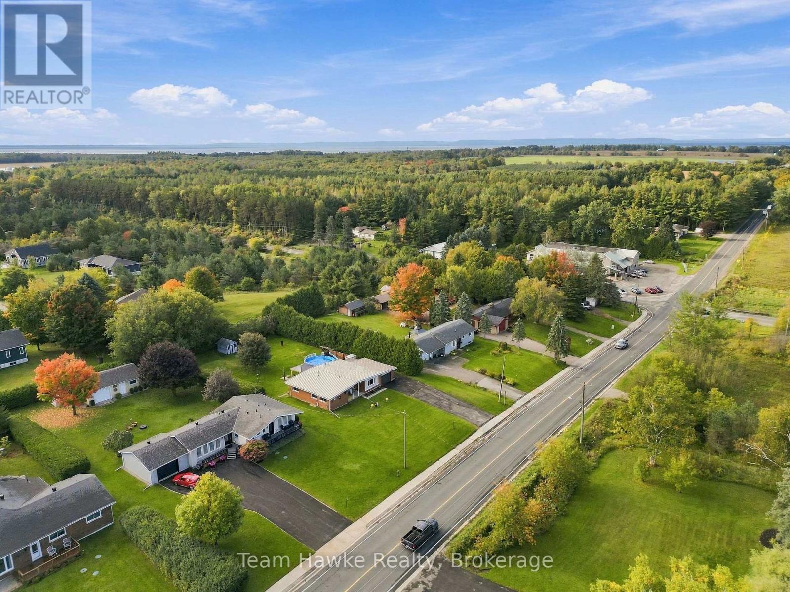 385 LAFONTAINE ROAD W - 42