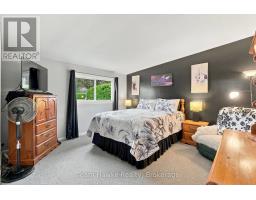 385 Lafontaine Road W, Tiny, ON L9M0H1 Photo 12