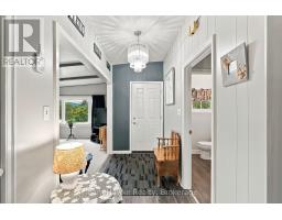 Family room - 385 Lafontaine Road W, Tiny, ON L9M0H1 Photo 6