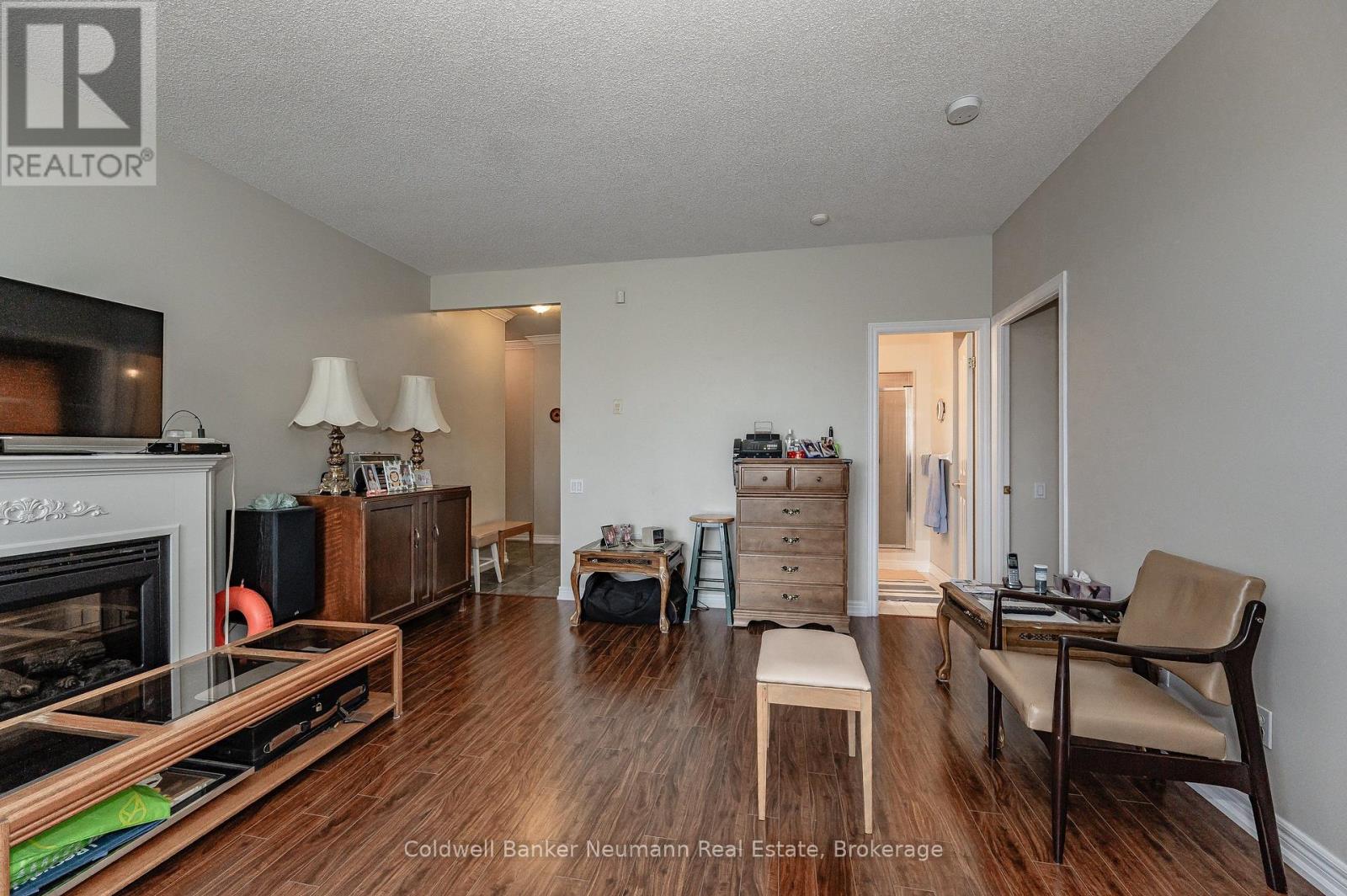 #409 60 OLD MILL ROAD - 6