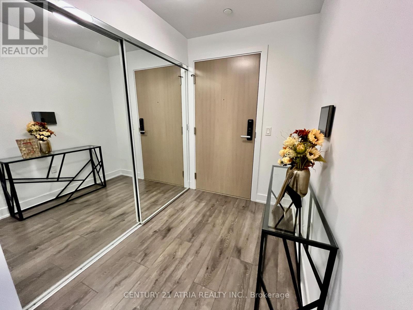 #1608 575 BLOOR STREET E - 6