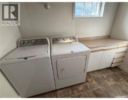 77 Fourth Avenue N, Yorkton, SK S3N1A4 Photo 23