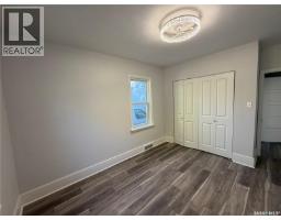 77 Fourth Avenue N, Yorkton, SK S3N1A4 Photo 13