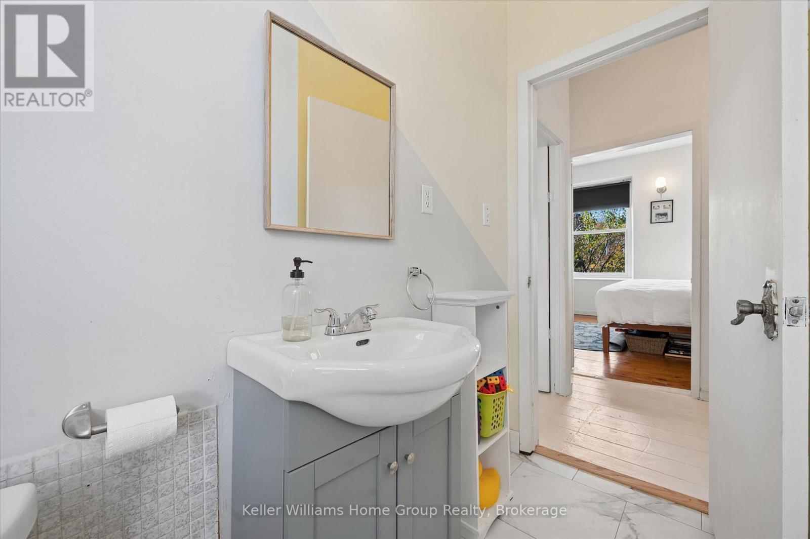 452 ST ANDREW STREET W - Image 20