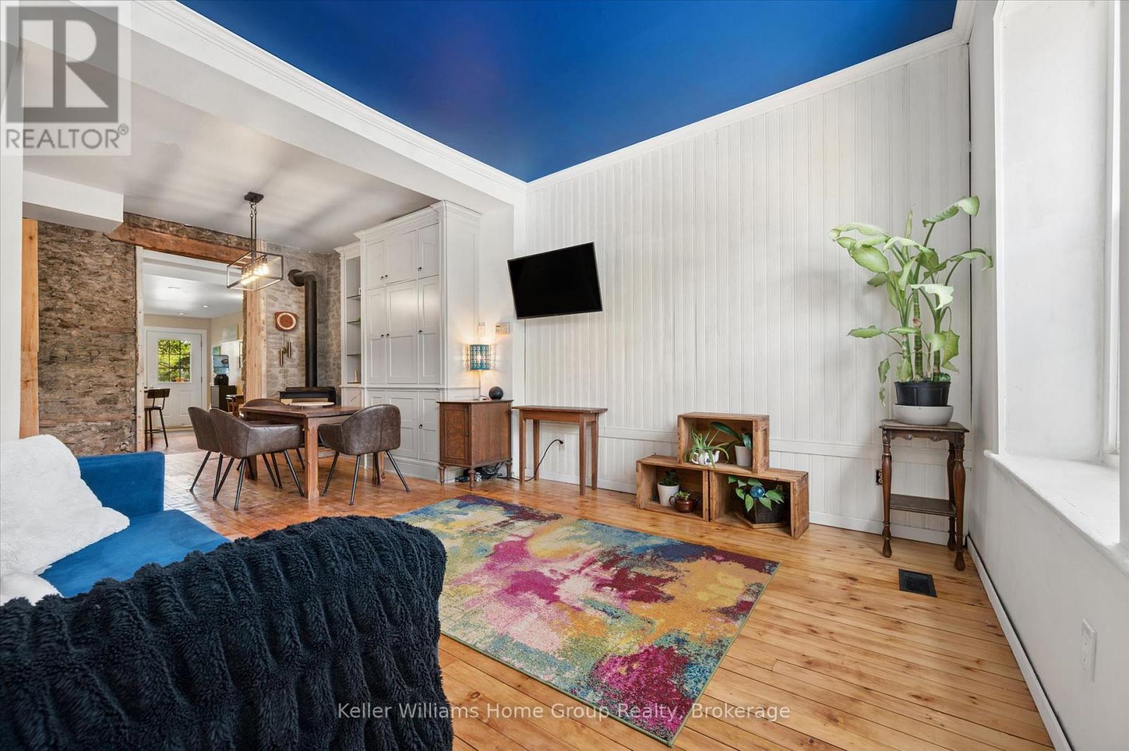 452 ST ANDREW STREET W - 4