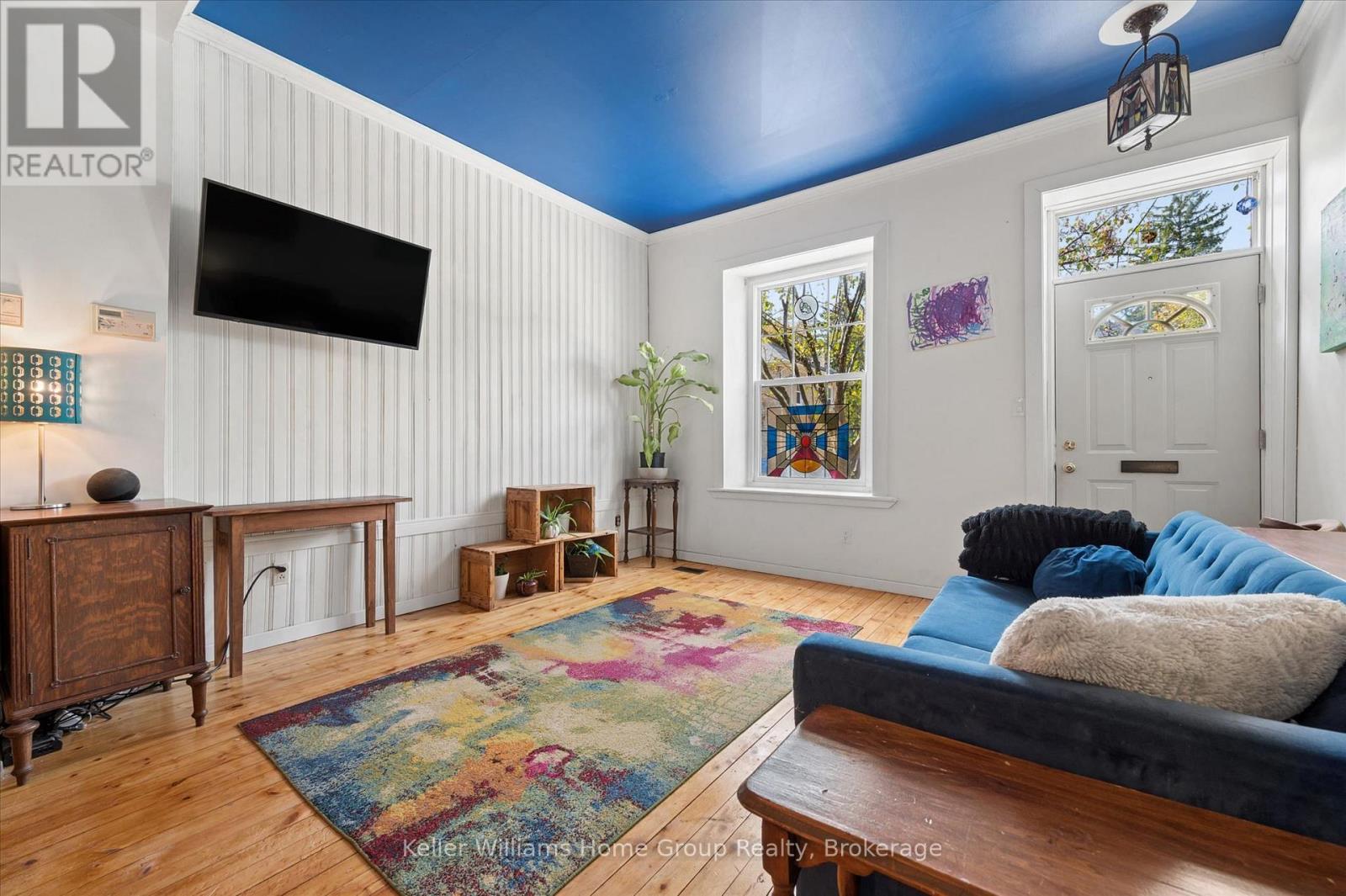 452 ST ANDREW STREET W - 6