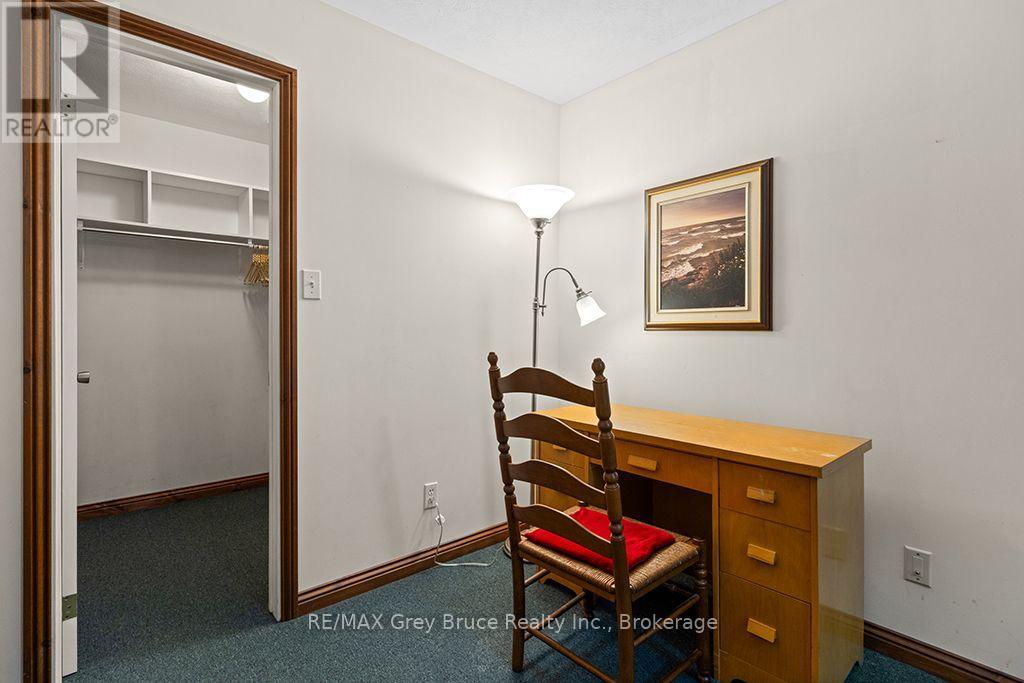 840 MCNAUGHTON STREET - 29
