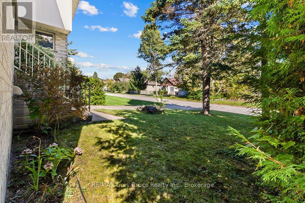 840 MCNAUGHTON STREET - 45
