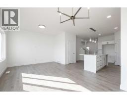 312 Edgefield Close - photo 3
