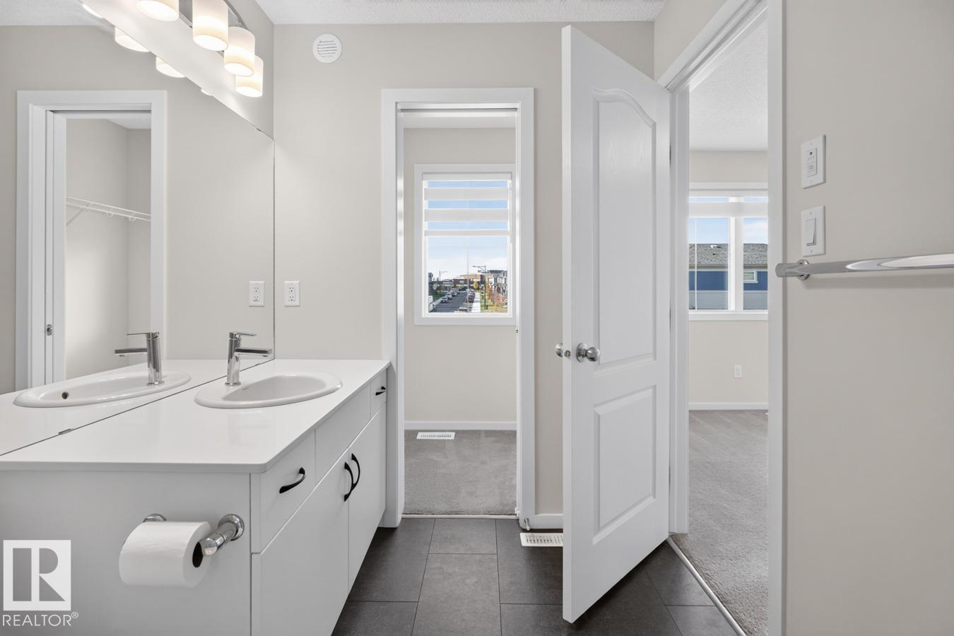 9478 Colak LN SW - Image 28
