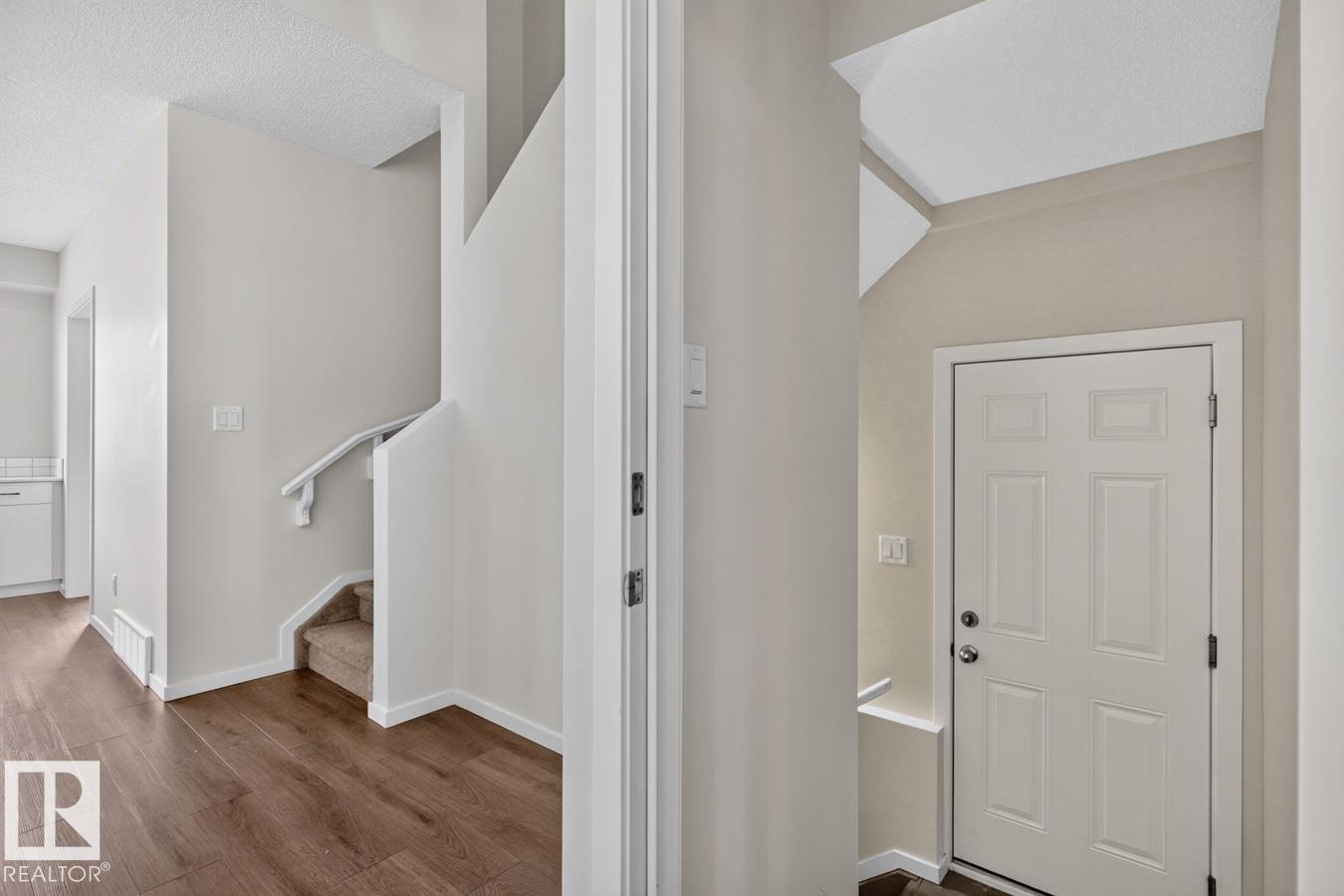 9478 Colak LN SW - 38