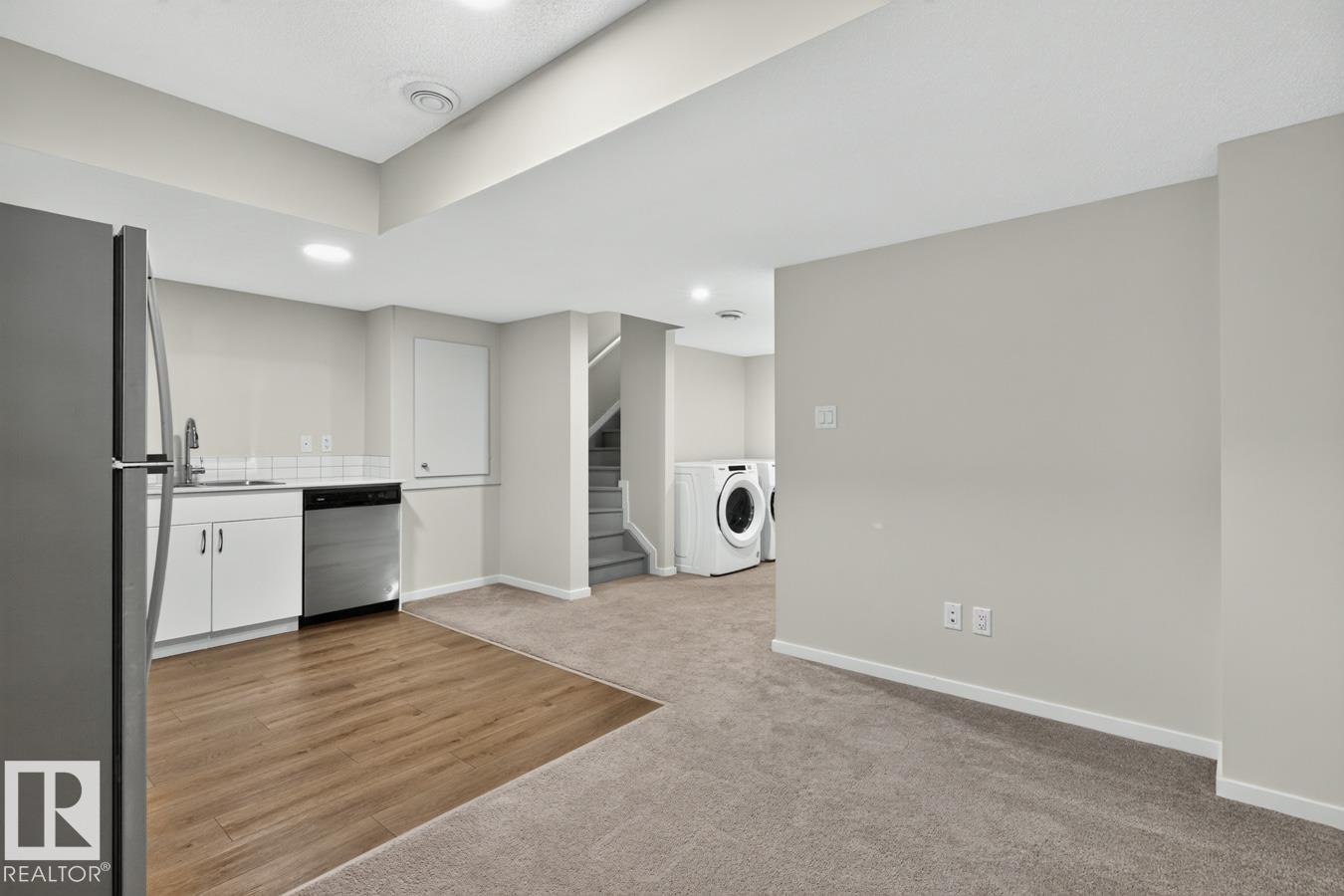 9478 Colak LN SW - 43