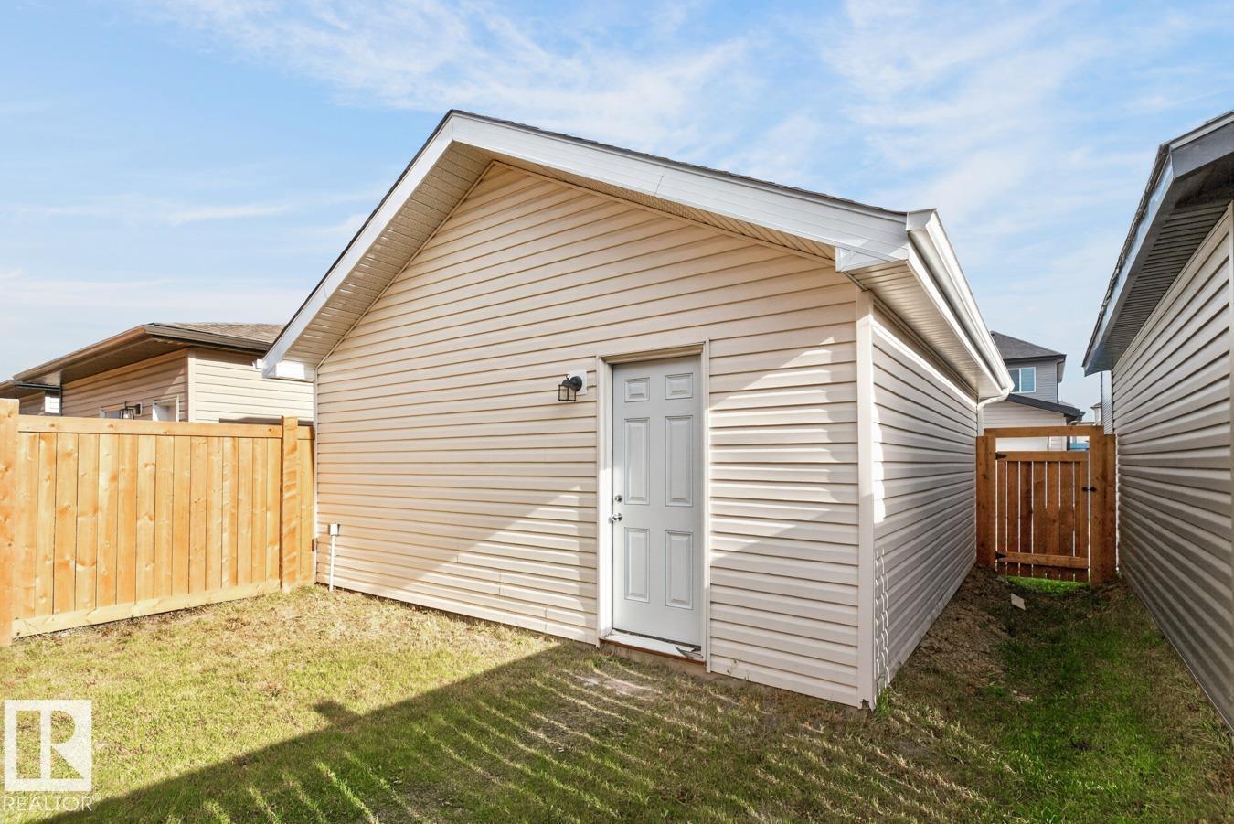 9478 Colak LN SW - Image 52