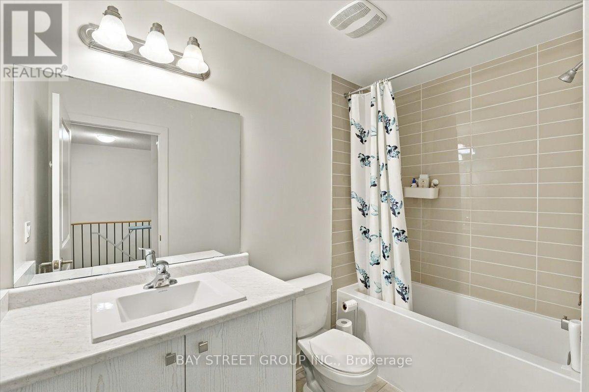 20 Nautical Way, Whitby, ON photo 14